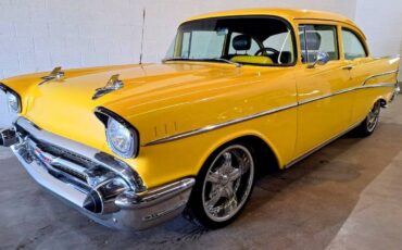 Chevrolet-Bel-air-210-1957-yellow-15