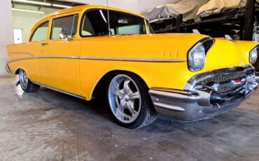 Chevrolet-Bel-air-210-1957-yellow-16