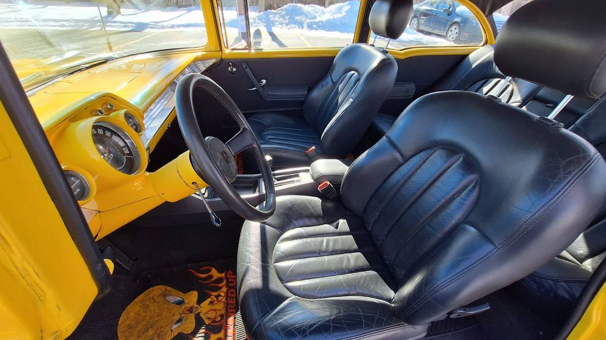 Chevrolet-Bel-air-210-1957-yellow-21