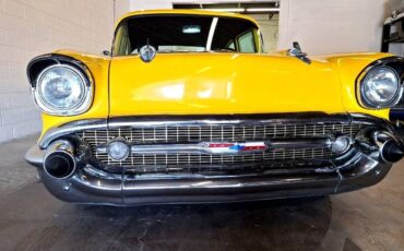 Chevrolet-Bel-air-210-1957-yellow-5