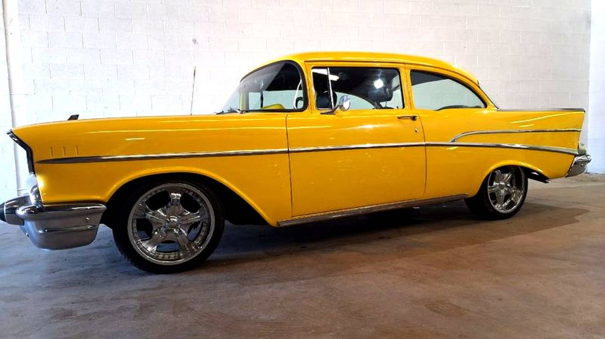 Chevrolet-Bel-air-210-1957-yellow-6
