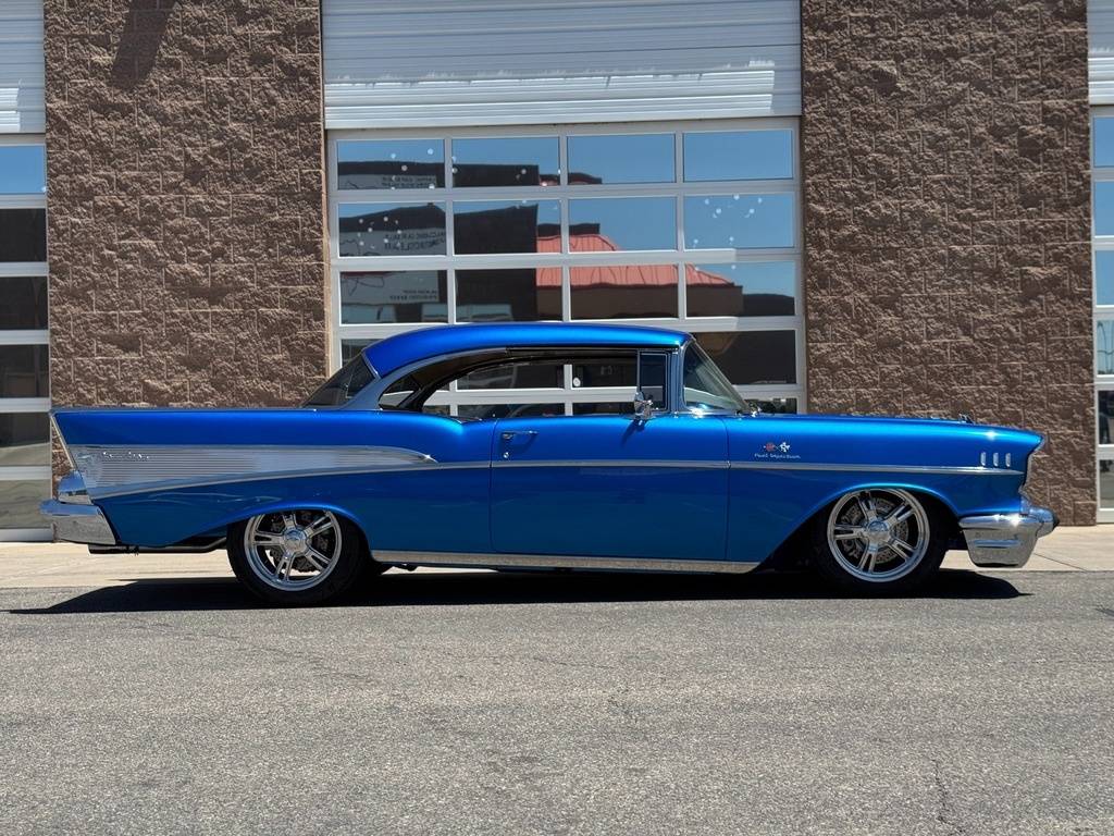 Chevrolet-Bel-air-prostreet-rest-1957-blue-6
