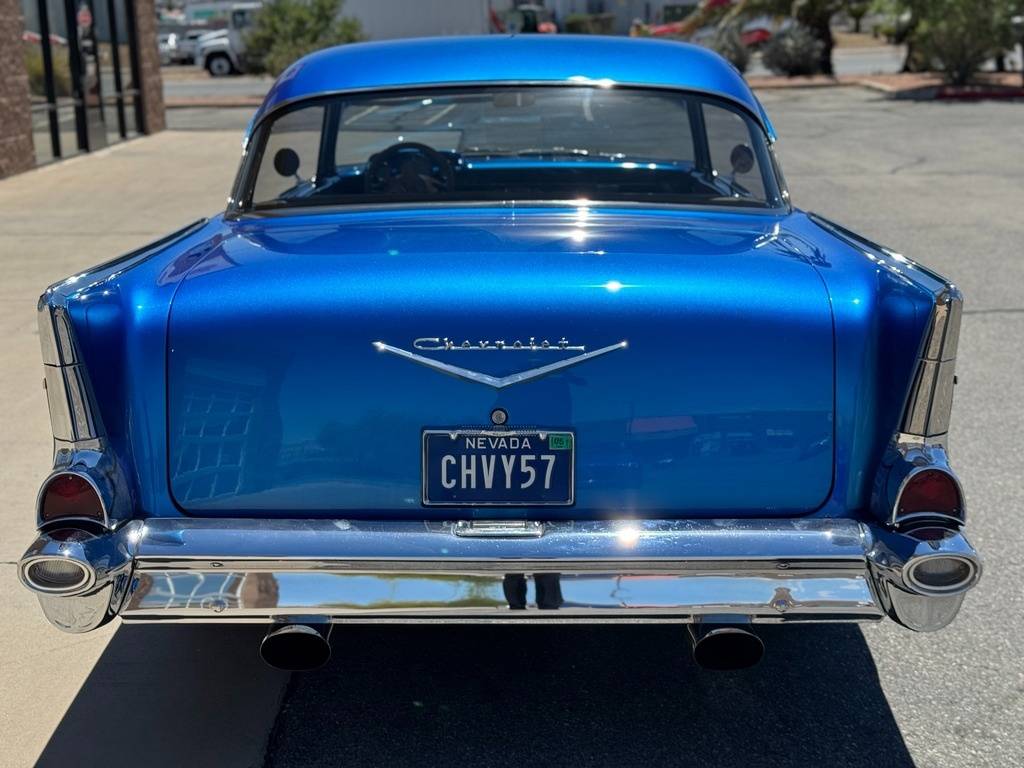 Chevrolet-Bel-air-prostreet-rest-1957-blue-8