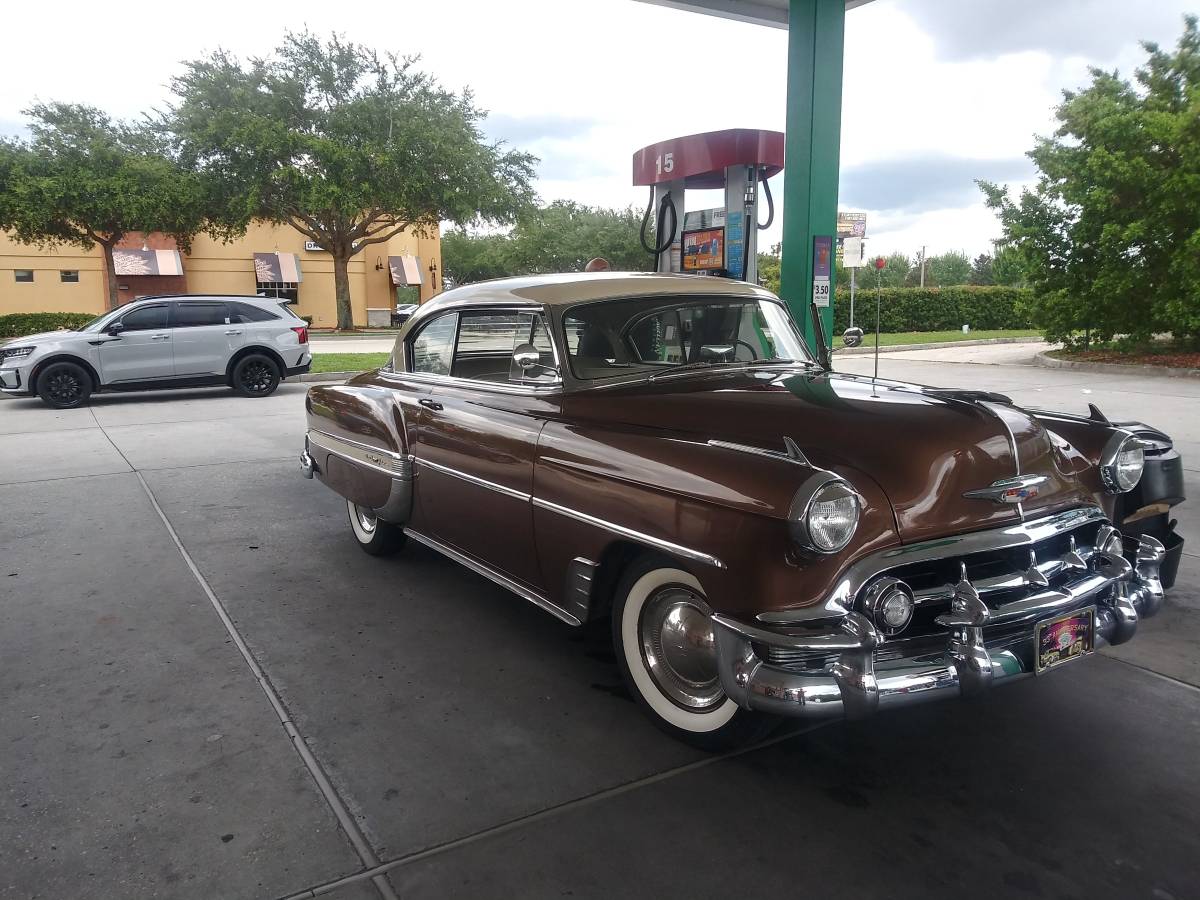 Chevrolet-Belair-1953-brown-1
