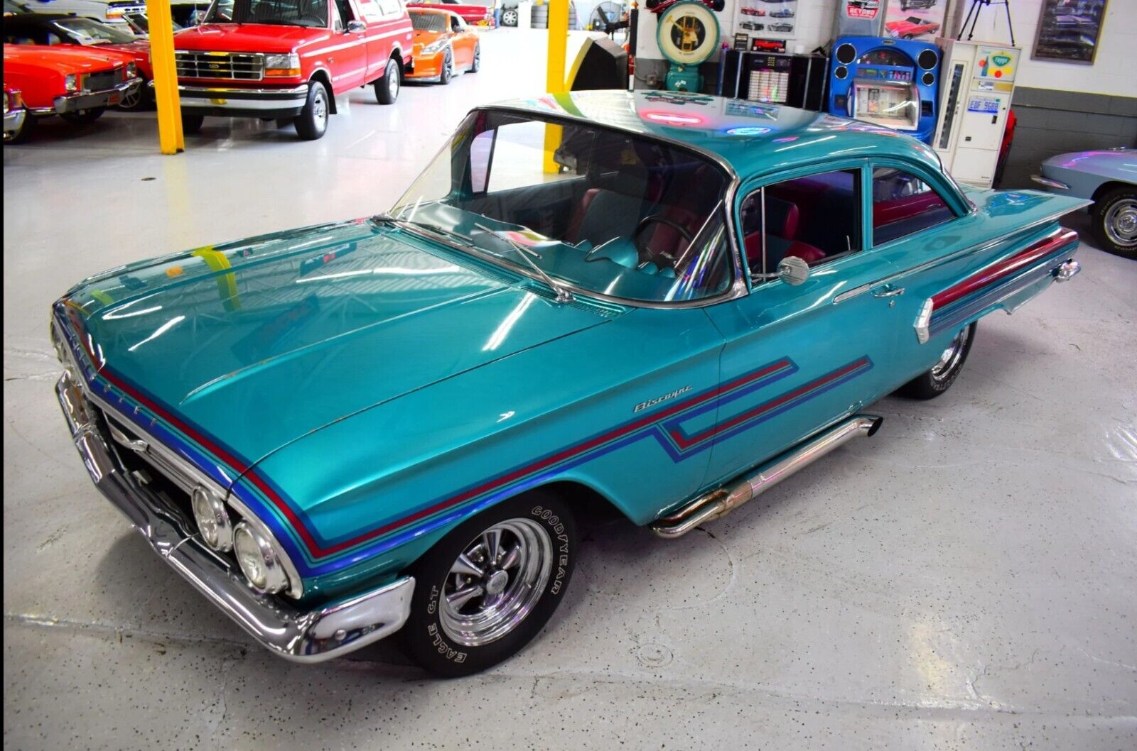 Chevrolet-Biscayne-1960-Coupe-12