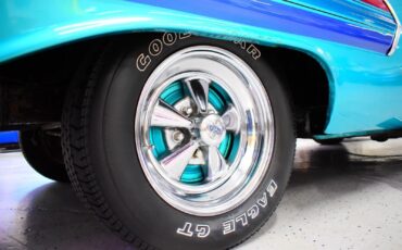 Chevrolet-Biscayne-1960-Coupe-15
