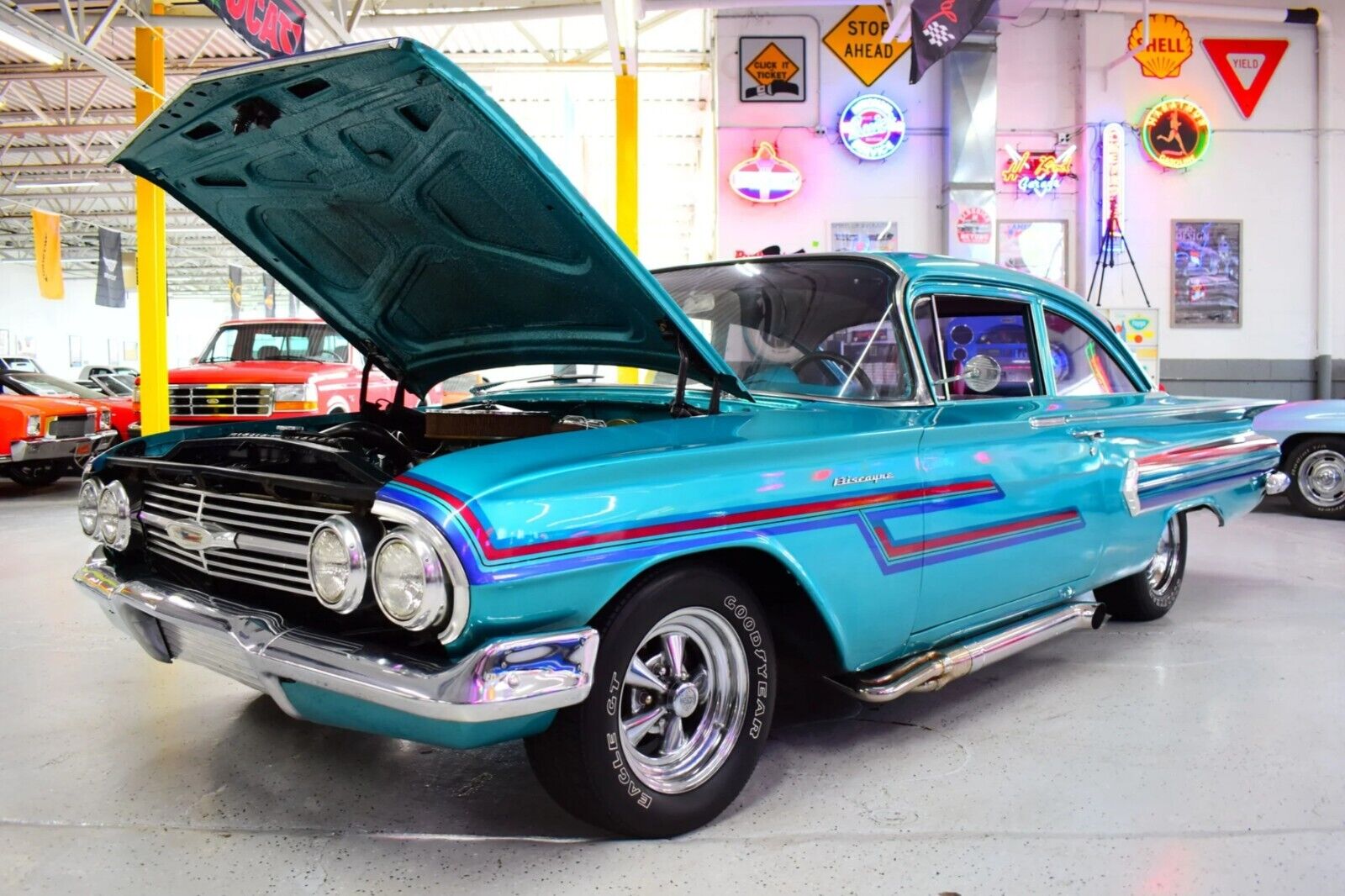 Chevrolet-Biscayne-1960-Coupe-24