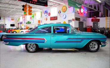 Chevrolet-Biscayne-1960-Coupe-3