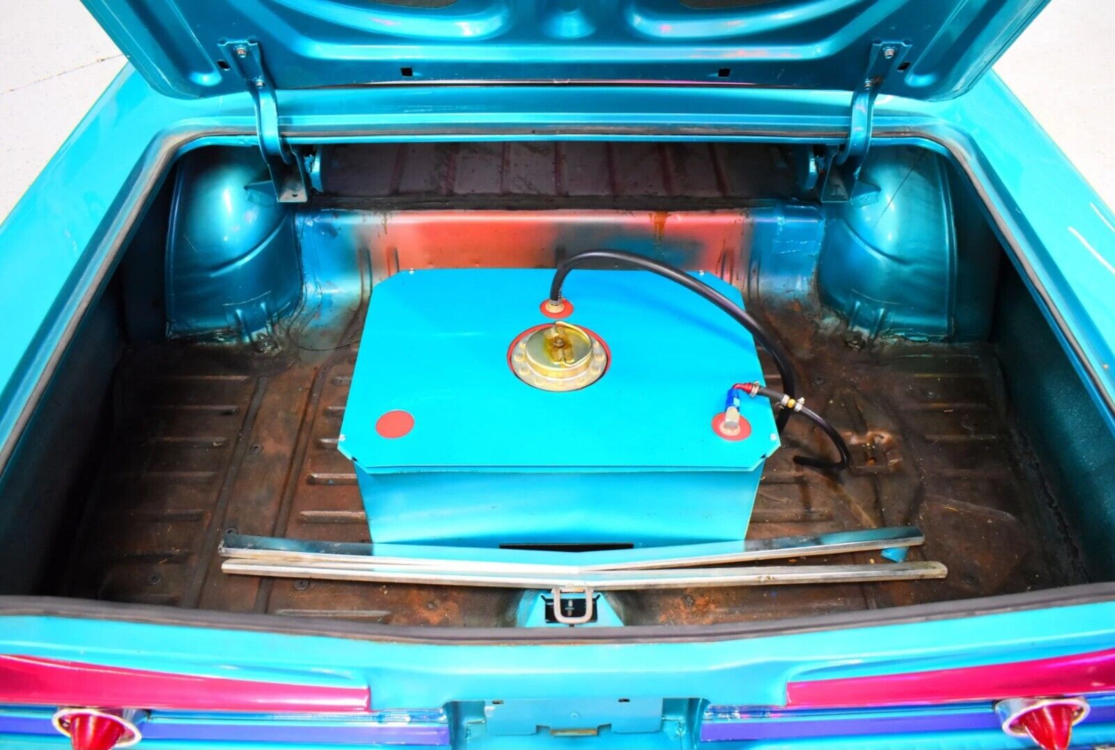Chevrolet-Biscayne-1960-Coupe-31