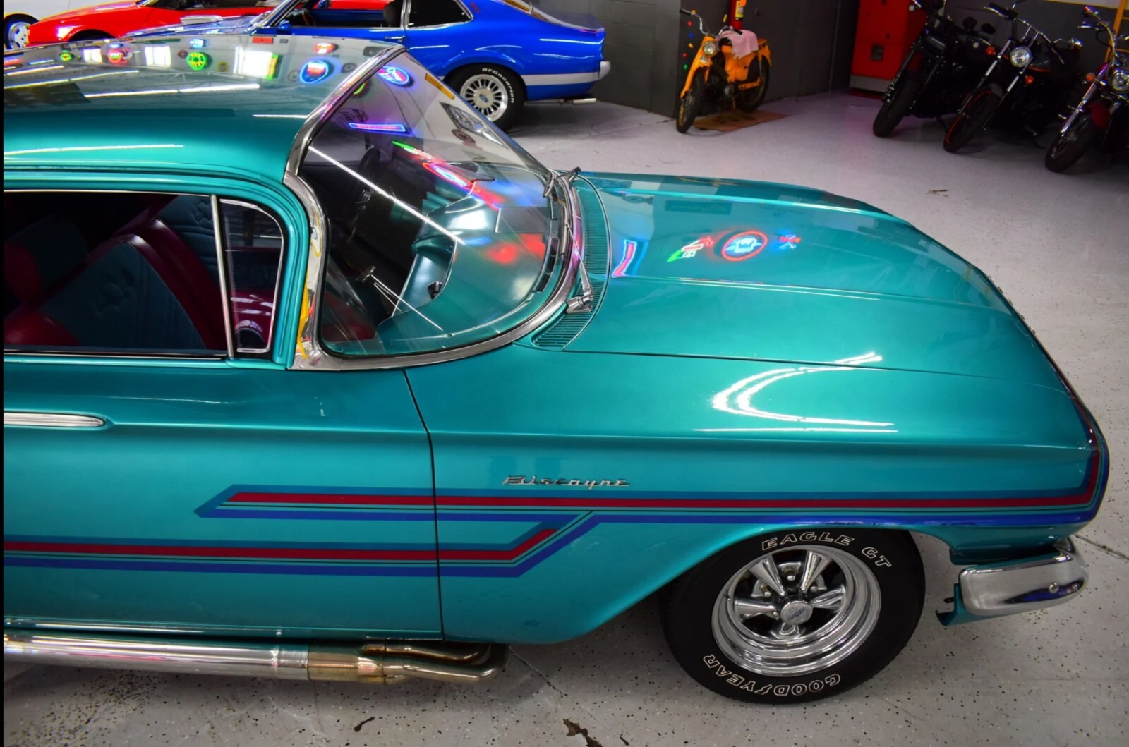Chevrolet-Biscayne-1960-Coupe-4