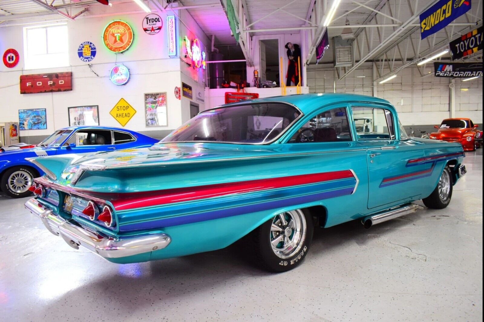 Chevrolet-Biscayne-1960-Coupe-5