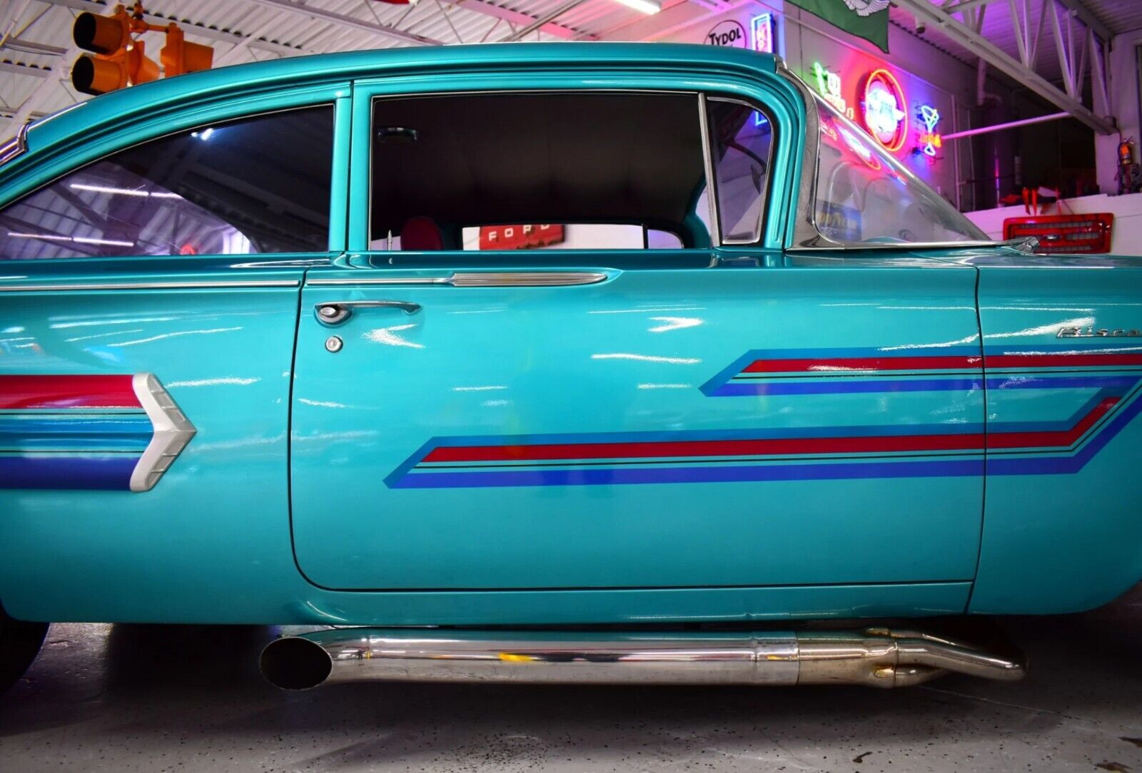 Chevrolet-Biscayne-1960-Coupe-6