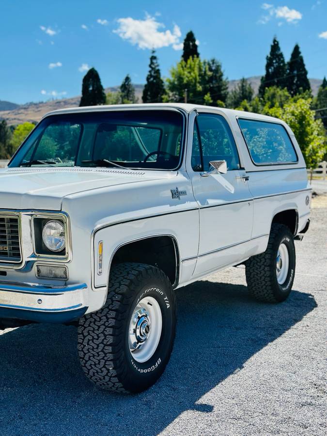 Chevrolet-Blazer-1974-white-16