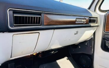 Chevrolet-Blazer-1974-white-20