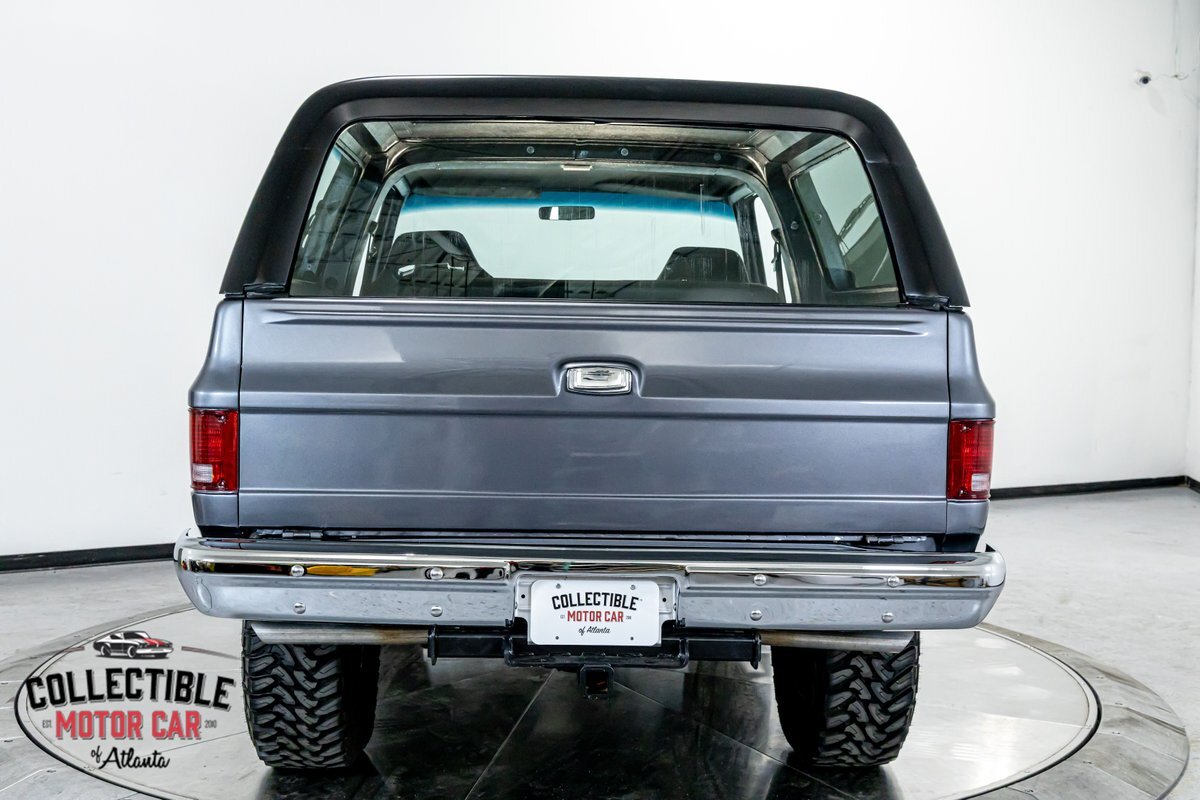 Chevrolet-Blazer-1987-12
