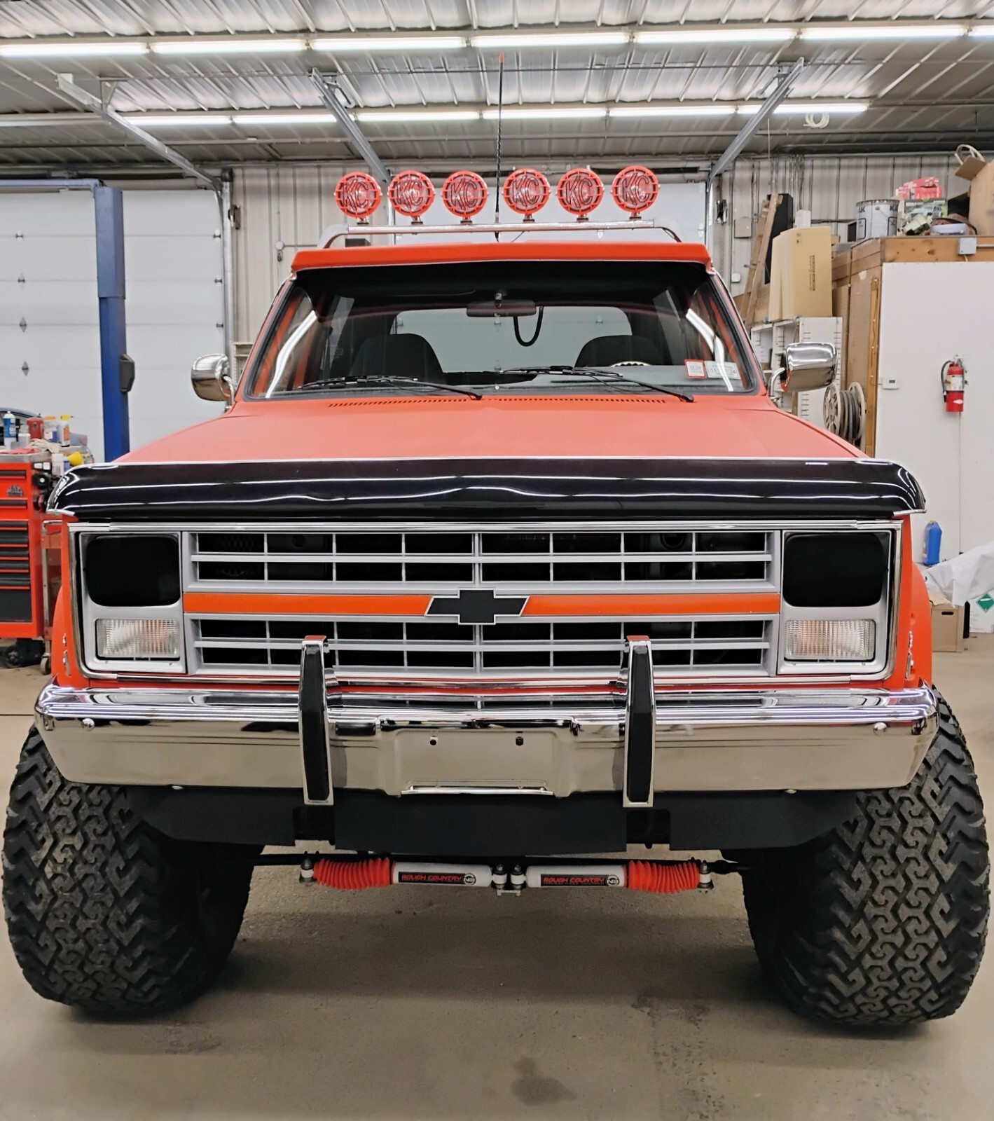 Chevrolet-Blazer-1987-SUV-1