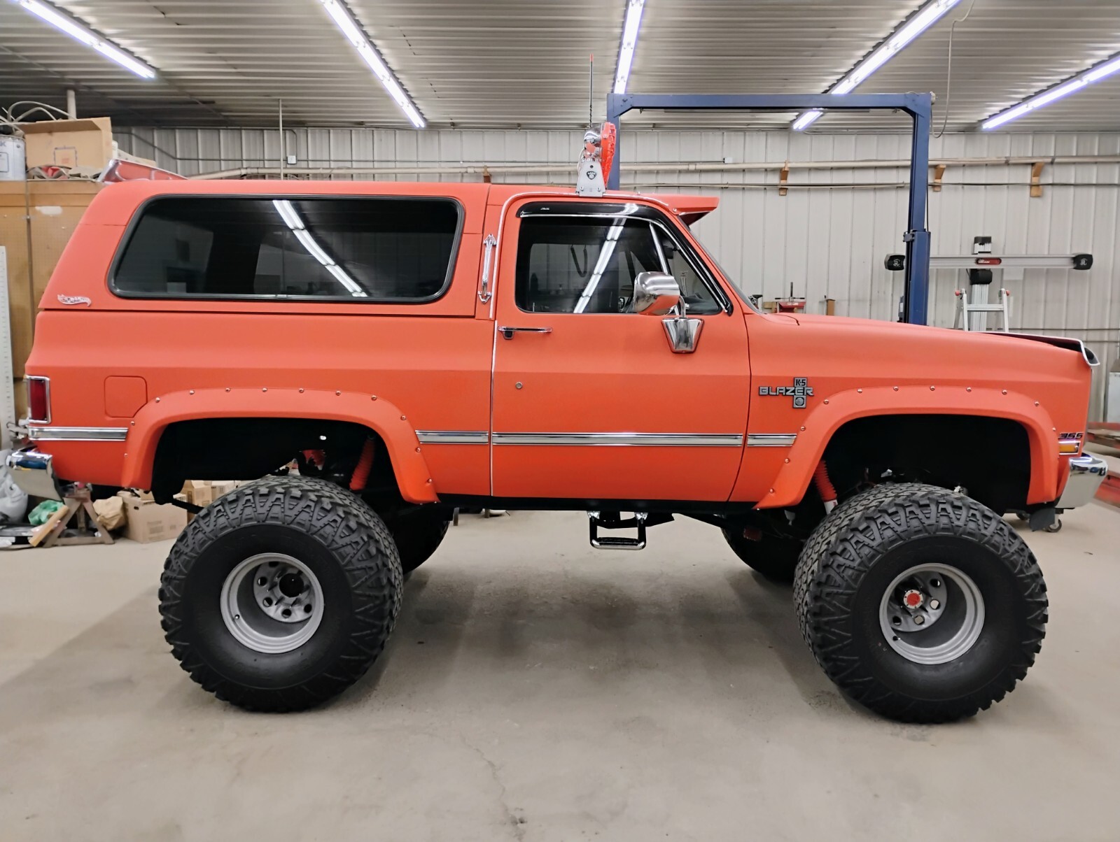 Chevrolet-Blazer-1987-SUV-11