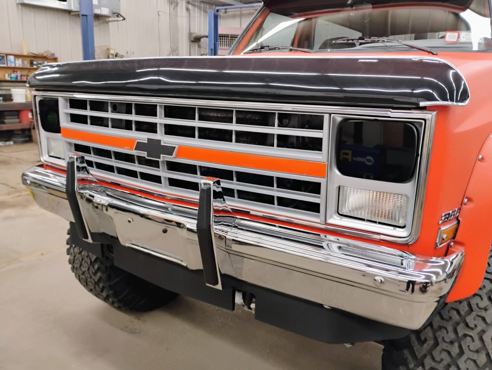 Chevrolet-Blazer-1987-SUV-2