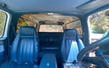 Chevrolet-Blazer-1988-SUV-10