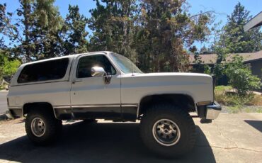 Chevrolet-Blazer-1988-SUV