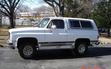 Chevrolet-Blazer-1989-SUV-2