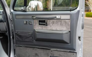 Chevrolet-Blazer-1989-SUV-27
