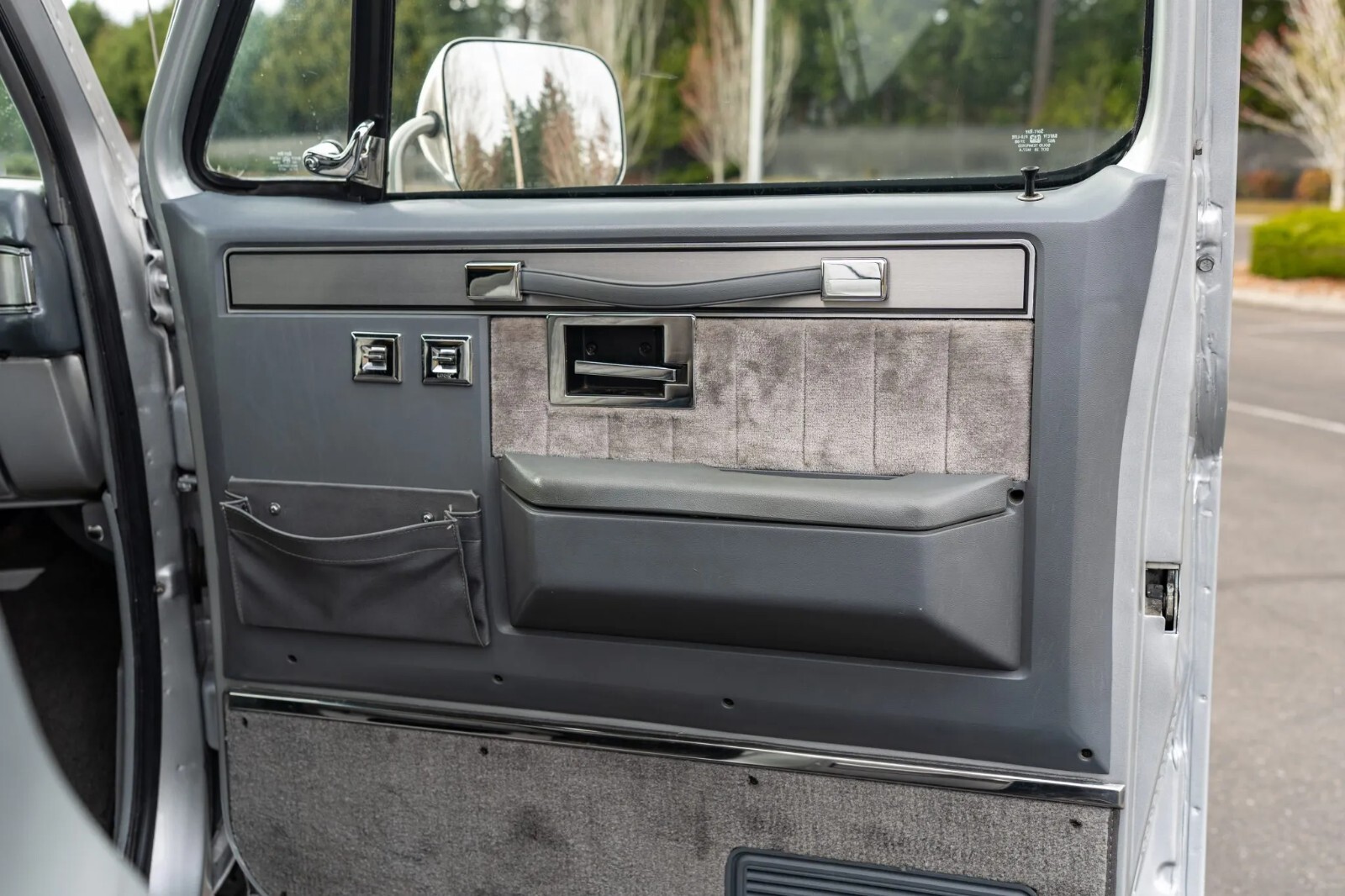 Chevrolet-Blazer-1989-SUV-27