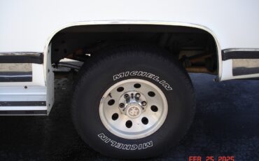 Chevrolet-Blazer-1989-SUV-7