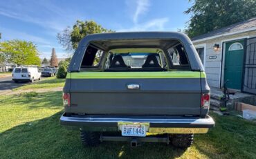 Chevrolet-Blazer-1990-grey-2