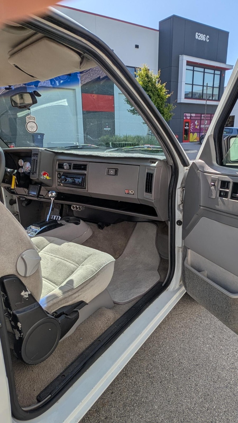 Chevrolet-Blazer-1993-Hatchback-14