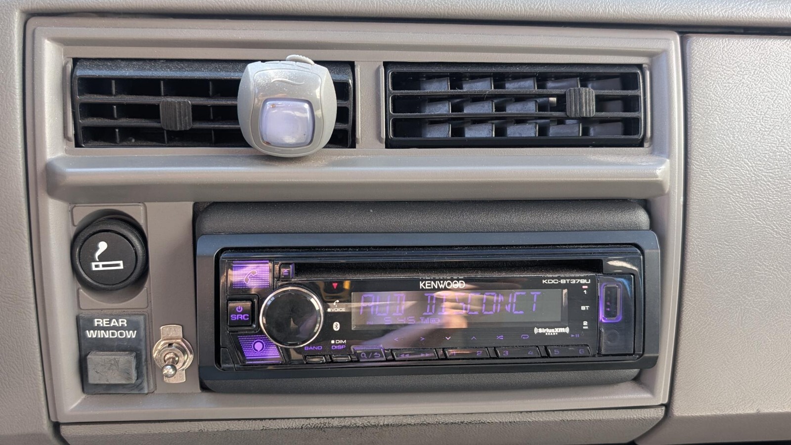 Chevrolet-Blazer-1993-Hatchback-16