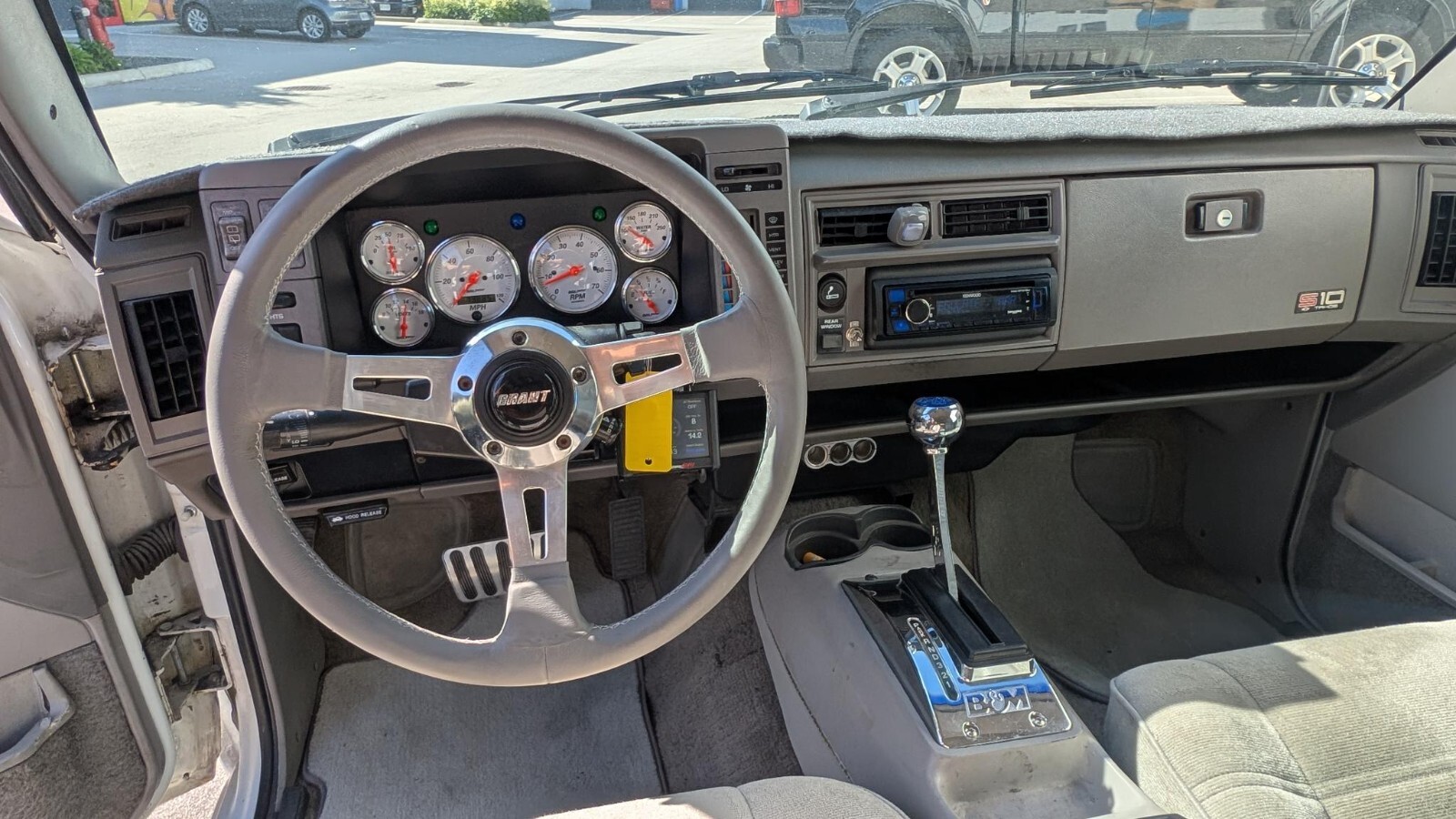 Chevrolet-Blazer-1993-Hatchback-8