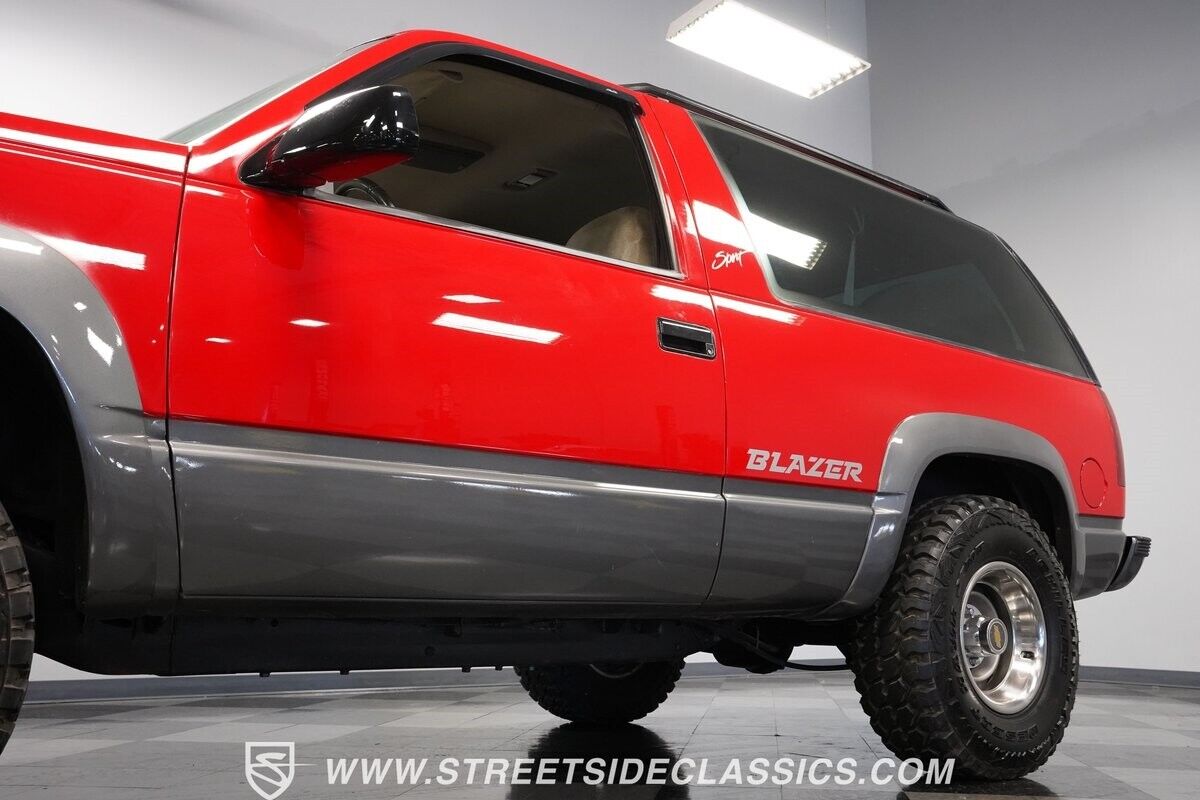Chevrolet-Blazer-1994-SUV-22