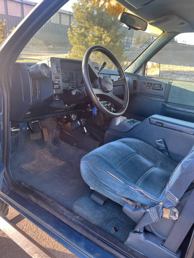 Chevrolet-Blazer-4x4-1993-blue-4
