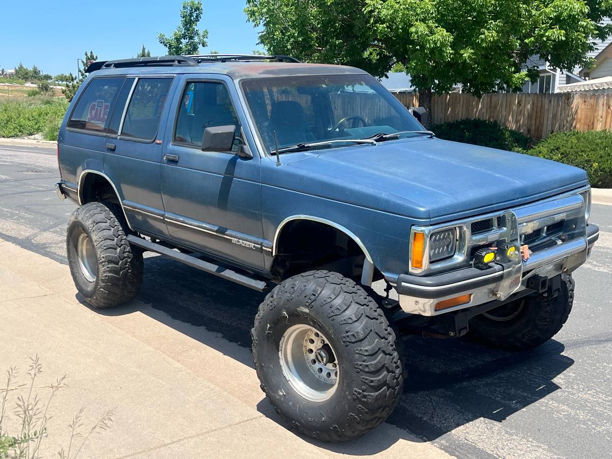 Chevrolet-Blazer-4x4-1993-blue