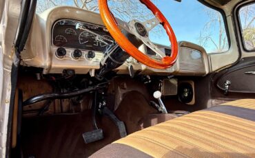 Chevrolet-C-10-1960-17