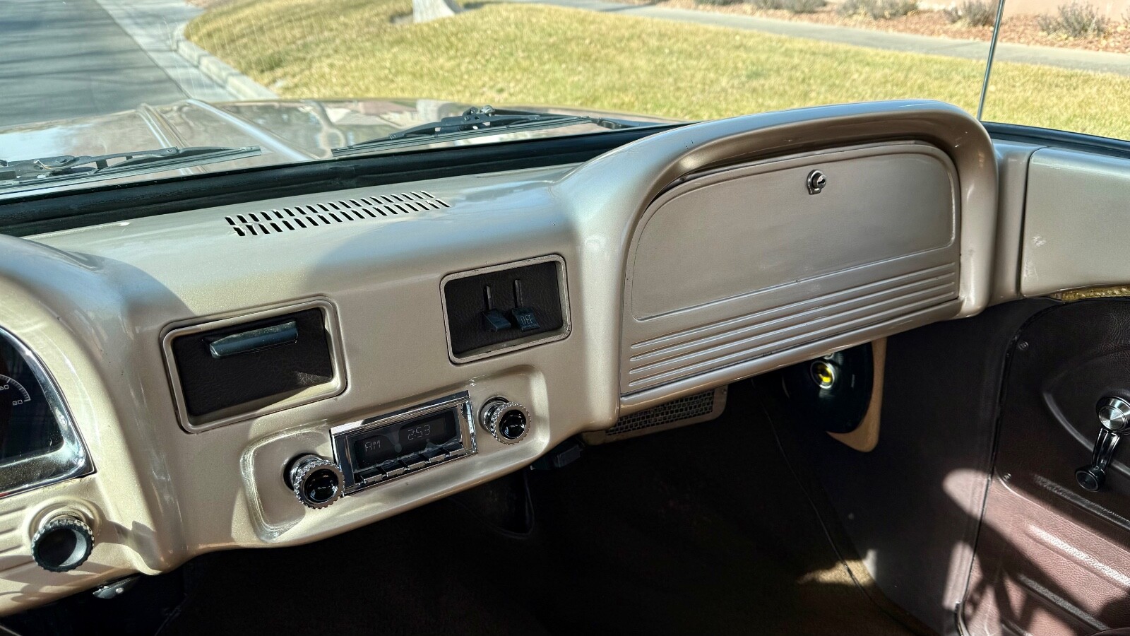 Chevrolet-C-10-1960-30