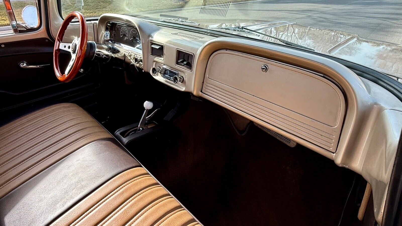 Chevrolet-C-10-1960-33