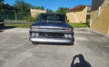Chevrolet-C-10-1960-Standard-Cab-Pickup