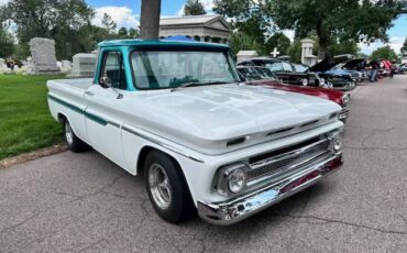 Chevrolet-C-10-1965-white-1