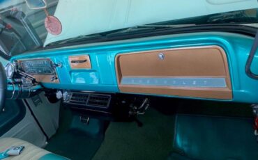 Chevrolet-C-10-1965-white-9