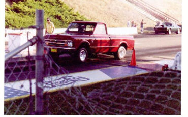 Chevrolet-C-10-1967-Fleetside-1