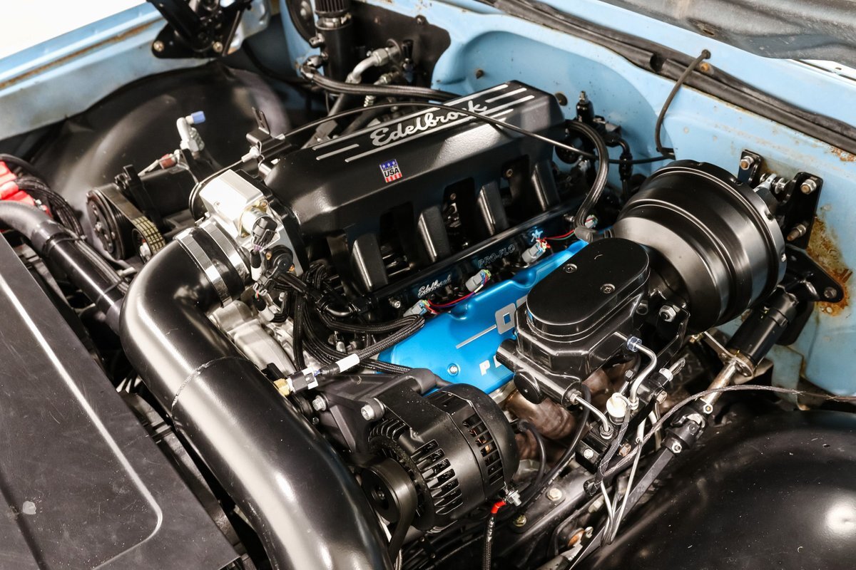 Chevrolet-C-10-1967-Pickup-Truck-11