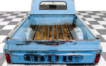 Chevrolet-C-10-1967-Pickup-Truck-13