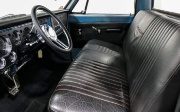 Chevrolet-C-10-1967-Pickup-Truck-17