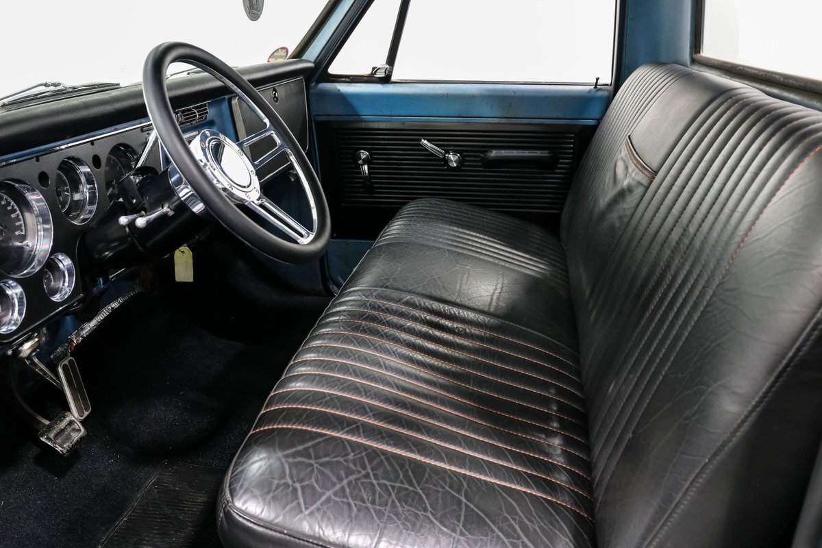 Chevrolet-C-10-1967-Pickup-Truck-17