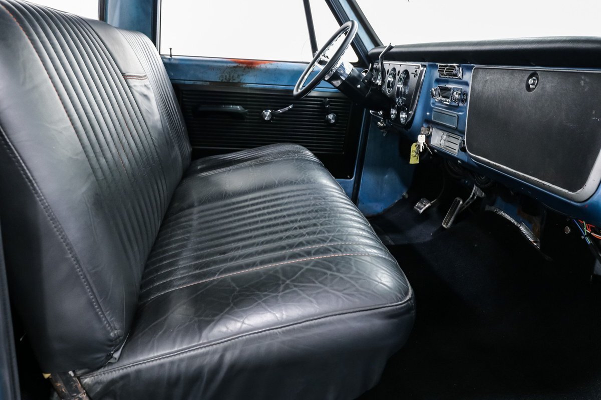 Chevrolet-C-10-1967-Pickup-Truck-20