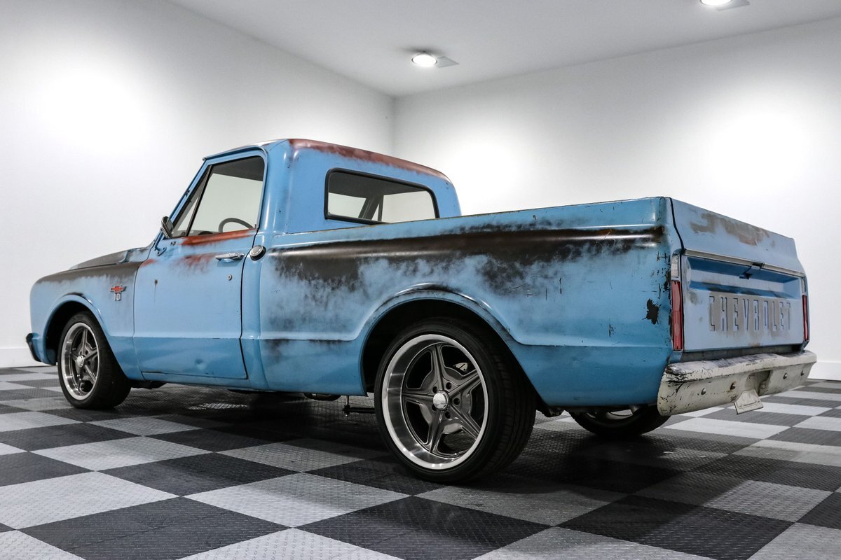 Chevrolet-C-10-1967-Pickup-Truck-5