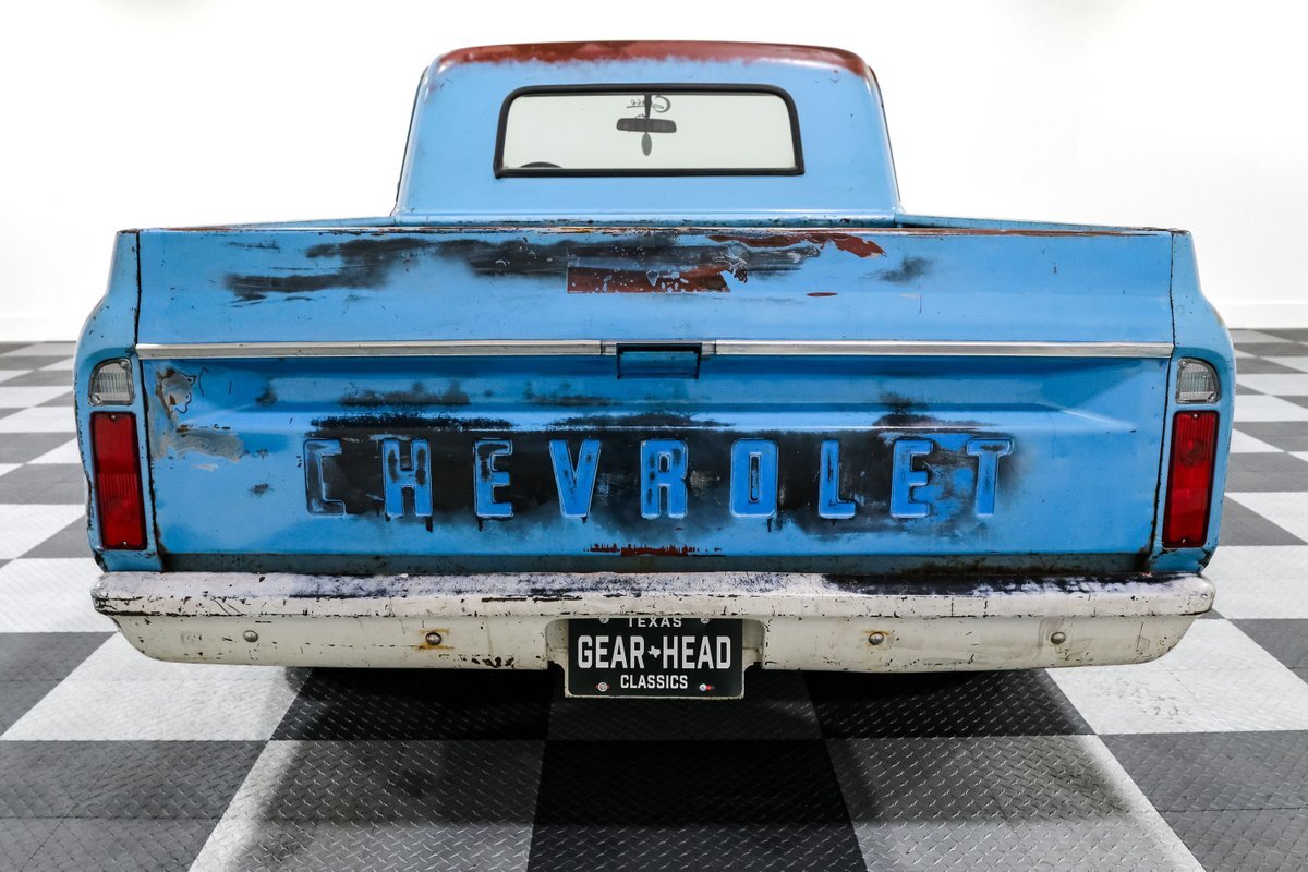 Chevrolet-C-10-1967-Pickup-Truck-6