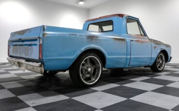 Chevrolet-C-10-1967-Pickup-Truck-7